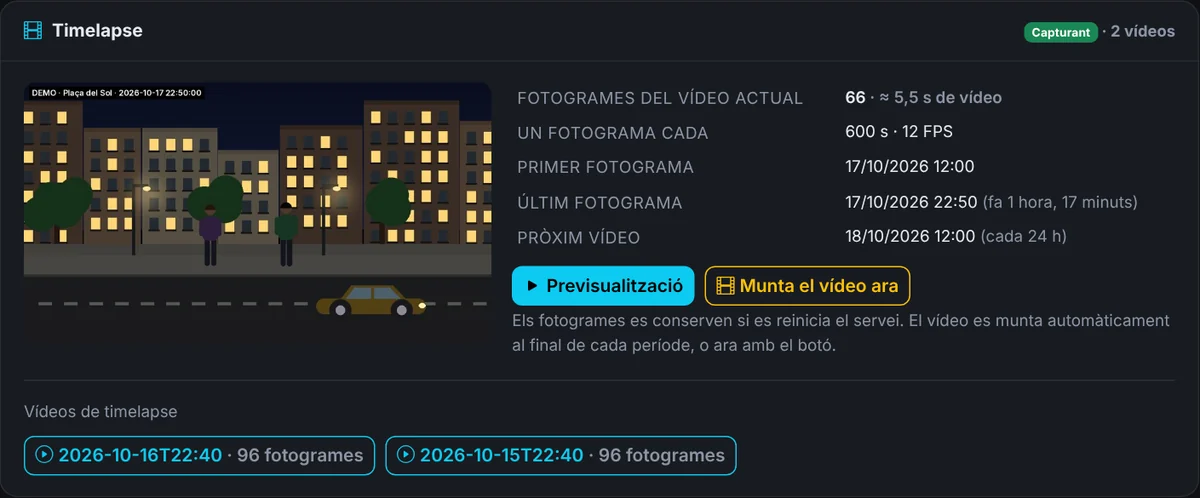 Timelapse — Un fotograma cada pocs minuts es converteix en un vídeo del dia, muntat automàticament.
